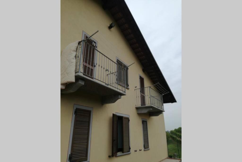 Casa Vacanze Liliana Priocca Exteriör bild